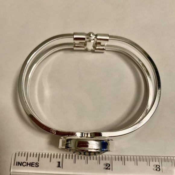 Bee Joyful Bracelet - Picture 10 of 11